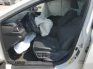 ✅ 2022 Toyota Camry SE • VIN: 4T1G11AK5NU622008 • Lot: 81113945. Wystawiony na Copart z przebiegiem 113 601 mil. Bezpłatny archiwum sprzedaży aukcyjnych z USA i szczegółowy raport historii pojazdu na DreamBid. Zdjęcie 7.