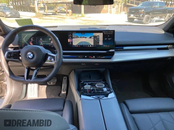 ✅ 2024 BMW 5 Series 530i xDrive • VIN: WBA53FJ00RCS35232 • Lot: 48305955. Listed on Copart with 23,728 mi. Free auction sales archive from the USA and detailed vehicle history report at DreamBid. Image 8.