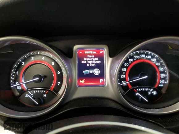 ✅ 2013 Dodge Journey SXT • VIN: 3C4PDCCG1DT701409 • Lot: 85265675. Wystawiony na Copart z przebiegiem 318 978 mil. Bezpłatny archiwum sprzedaży aukcyjnych z USA i szczegółowy raport historii pojazdu na DreamBid. Zdjęcie 9.