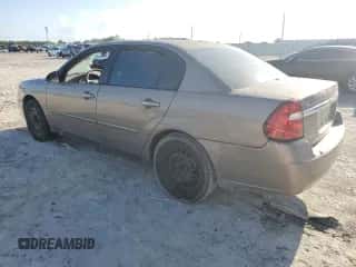 2007 Chevrolet Malibu LS z VIN 1G1ZS57NX7F284477, wystawiony jako Copart lot #69028264 z przebiegiem 132 309 mil mil oraz Szkoda całkowita • Salvage title. Historia ofert i sprzedaży dostępna na DreamBid. Obrazek 2.