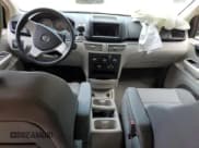 ✅ 2009 Volkswagen Routan SE • VIN: 2V8HW341X9R501667 • Лот: 63838015. Опубликован ранее на Copart с пробегом Не указан. Бесплатный доступ к архиву аукционных продаж из США и подробный отчёт об истории автомобиля на DreamBid. Изображение 8.