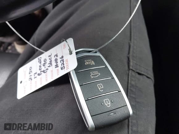 ✅ 2017 Genesis G90 Premium • VIN: KMHG34JA0HU025226 • Lot: 41609402. Listed on IAAI with 61,230 mi. Free auction sales archive from the USA and detailed vehicle history report at DreamBid. Image 11.