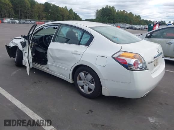 ✅ 2008 Nissan Altima S • VIN: 1N4AL21E18N534050 • Lot: 43457346. Wystawiony na IAAI z przebiegiem Nie podano. Bezpłatny archiwum sprzedaży aukcyjnych z USA i szczegółowy raport historii pojazdu na DreamBid. Zdjęcie 3.