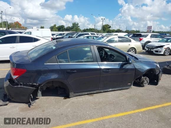 2016 Chevrolet Cruze LT with VIN 1G1PE5SB2G7168843, listed as a IAAI auction lot 43378901 with 116,952 mi miles and . Bid and sale history available at DreamBid. Image 13.
