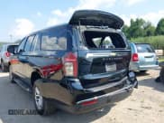 ✅ 2022 Chevrolet Suburban LT • VIN: 1GNSKCKD1NR192219 • Lot: 42829255. Listed on IAAI with 214,477 mi. Free auction sales archive from the USA and detailed vehicle history report at DreamBid. Image 18.