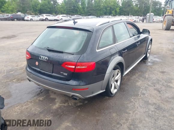 ✅ 2014 Audi allroad A4 Premium Plus • VIN: WA1UFAFL4EA119026 • Lot: 42222576. Listed on IAAI with 116,321 mi. Free auction sales archive from the USA and detailed vehicle history report at DreamBid. Image 4.