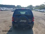 ✅ 2007 Jeep Liberty Limited • VIN: 1J4GL58K97W537119 • Lot: 42800565. Listed on IAAI with 151,903 mi. Free auction sales archive from the USA and detailed vehicle history report at DreamBid. Image 16.