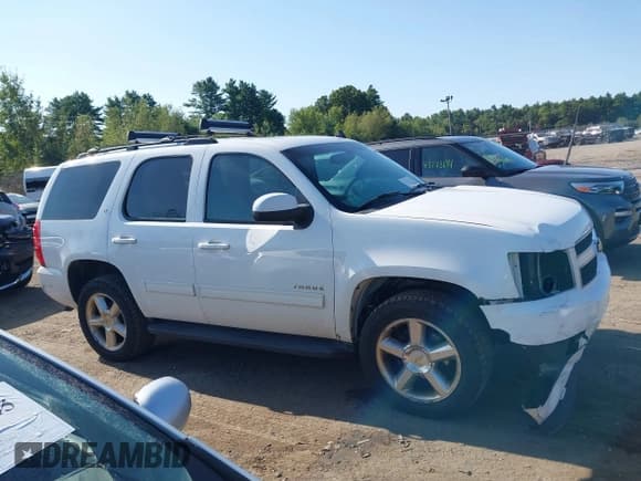 ✅ 2013 Chevrolet Tahoe LT • VIN: 1GNSKBE01DR167578 • Лот: 43160382. Опубликован ранее на IAAI с пробегом 207 479 миль. Бесплатный доступ к архиву аукционных продаж из США и подробный отчёт об истории автомобиля на DreamBid. Изображение 13.