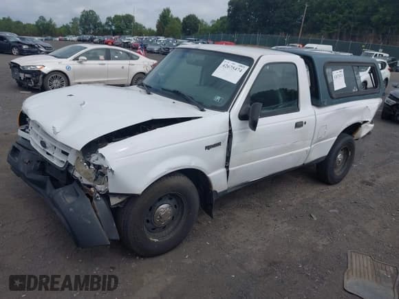 ✅ 2001 Ford Ranger XL • VIN: 1FTYR10C71TA02739 • Lot: 42675474. Wystawiony na IAAI z przebiegiem 255 214 mil. Bezpłatny archiwum sprzedaży aukcyjnych z USA i szczegółowy raport historii pojazdu na DreamBid. Zdjęcie 2.