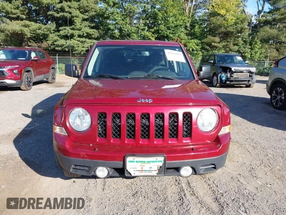 ✅ 2017 Jeep Patriot Sport • VIN: 1C4NJPBA2HD171158 • Лот: 43116854. Опубликован ранее на IAAI с пробегом 127 143 миль. Бесплатный доступ к архиву аукционных продаж из США и подробный отчёт об истории автомобиля на DreamBid. Изображение 13.