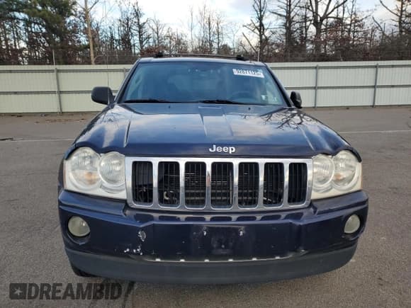 ✅ 2006 Jeep Grand Cherokee Limited • VIN: 1J4HR58N36C208235 • Lot: 92871125. Wystawiony na Copart z przebiegiem 172 311 mil. Bezpłatny archiwum sprzedaży aukcyjnych z USA i szczegółowy raport historii pojazdu na DreamBid. Zdjęcie 5.