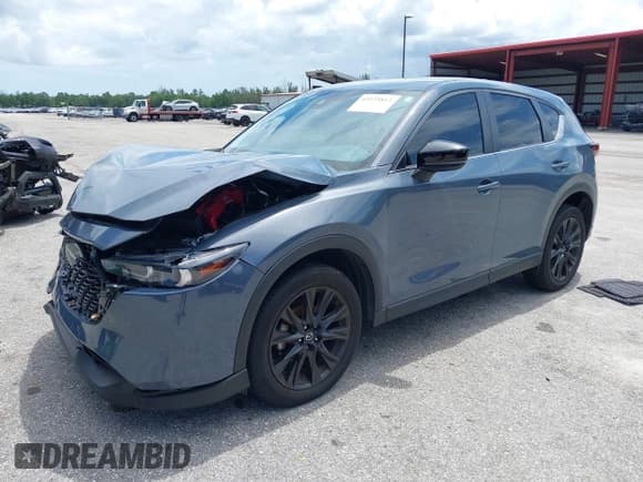 ✅ 2023 Mazda CX-5 S Preferred • VIN: JM3KFBCM8P0172232 • Lot: 43135812. Wystawiony na IAAI z przebiegiem 46 052 mil. Bezpłatny archiwum sprzedaży aukcyjnych z USA i szczegółowy raport historii pojazdu na DreamBid. Zdjęcie 2.