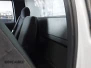 ✅ 2000 Chevrolet Silverado 1500 LS • VIN: 1GCEK14T9YZ313274 • Lot: 41251991. Listed on IAAI with 303,399 mi. Free auction sales archive from the USA and detailed vehicle history report at DreamBid. Image 8.