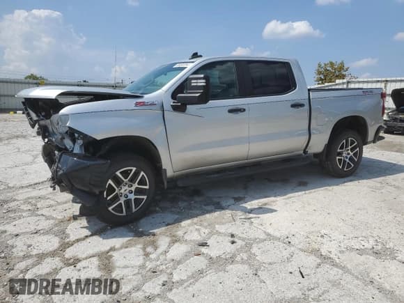 ✅ 2020 Chevrolet Silverado 1500 LT Trail Boss • VIN: 1GCPYFED3LZ339437 • Lot: 69492054. Wystawiony na Copart z przebiegiem 54 369 mil. Bezpłatny archiwum sprzedaży aukcyjnych z USA i szczegółowy raport historii pojazdu na DreamBid. Zdjęcie 1.