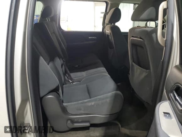 ✅ 2009 Chevrolet Suburban LS • VIN: 1GNFC16089R249869 • Лот: 81688434. Опубликован ранее на Copart с пробегом 174 768 миль. Бесплатный доступ к архиву аукционных продаж из США и подробный отчёт об истории автомобиля на DreamBid. Изображение 11.