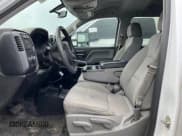 ✅ 2016 Chevrolet Silverado 1500 LS • VIN: 1GCVKNEH1GZ165492 • Лот: 83919064. Опубликован ранее на Copart с пробегом 193 190 миль. Бесплатный доступ к архиву аукционных продаж из США и подробный отчёт об истории автомобиля на DreamBid. Изображение 7.