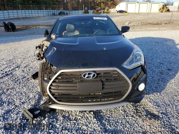 ✅ 2016 Hyundai Veloster Turbo R-Spec • VIN: KMHTC6AE2GU284067 • Lot: 84737084. Wystawiony na Copart z przebiegiem 95 988 mil. Bezpłatny archiwum sprzedaży aukcyjnych z USA i szczegółowy raport historii pojazdu na DreamBid. Zdjęcie 5.