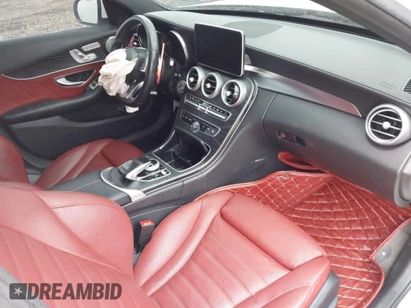 ✅ 2015 Mercedes-Benz C 300 Luxury • VIN: 55SWF4KB2FU076164 • Lot: 43006614. Listed on IAAI with 61,898 mi. Free auction sales archive from the USA and detailed vehicle history report at DreamBid. Image 5.