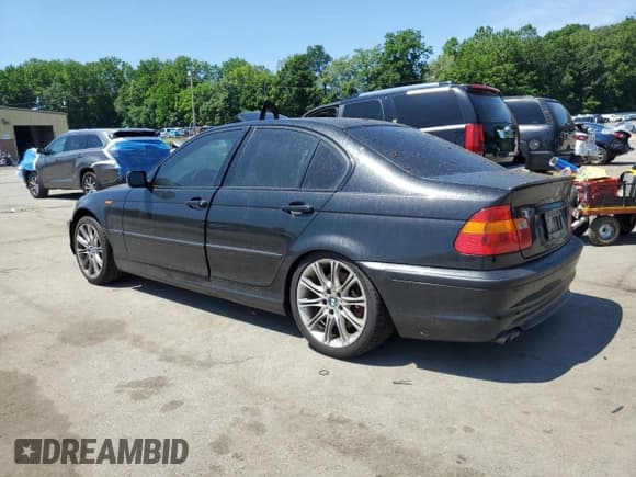 ✅ 2004 BMW 3 Series 330i • VIN: WBAEV53474KM06335 • Lot: 61869515. Listed on Copart with 86,831 mi. Free auction sales archive from the USA and detailed vehicle history report at DreamBid. Image 2.