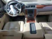 ✅ 2011 Chevrolet Tahoe LTZ • VIN: 1GNSKCE03BR269872 • Lot: 92201365. Listed on Copart with 276,551 mi. Free auction sales archive from the USA and detailed vehicle history report at DreamBid. Image 8.