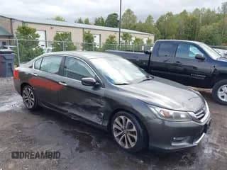 ✅ 2015 Honda Accord Sport • VIN: 1HGCR2F54FA091599 • Lot: 43435663. Wystawiony na IAAI z przebiegiem 135 137 mil. Bezpłatny archiwum sprzedaży aukcyjnych z USA i szczegółowy raport historii pojazdu na DreamBid. Zdjęcie 1.