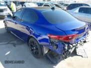 ✅ 2022 Alfa Romeo Giulia Veloce • VIN: ZARFAMBN2N7663498 • Lot: 41977687. Wystawiony na IAAI z przebiegiem 34 139 mil. Bezpłatny archiwum sprzedaży aukcyjnych z USA i szczegółowy raport historii pojazdu na DreamBid. Zdjęcie 3.