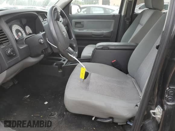 2010 Dodge Dakota Bighorn/Lonestar with VIN 1D7CW3GK5AS173187, listed as a Copart auction lot 68610854 with 192,017 mi miles and Salvage title. Bid and sale history available at DreamBid. Image 7.