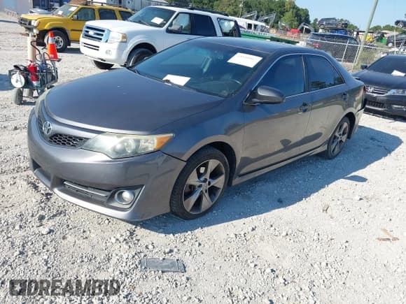 ✅ 2014 Toyota Camry SE • VIN: 4T1BK1FK7EU537638 • Лот: 43148962. Опубликован ранее на IAAI с пробегом Не указан. Бесплатный доступ к архиву аукционных продаж из США и подробный отчёт об истории автомобиля на DreamBid. Изображение 16.