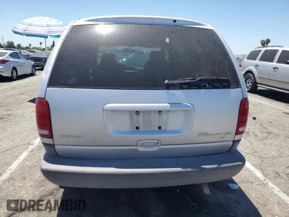 ✅ 2000 Dodge Caravan SE • VIN: 1B4GP44R0YB528936 • Lot: 64148625. Listed on Copart with 84,596 mi. Free auction sales archive from the USA and detailed vehicle history report at DreamBid. Image 6.