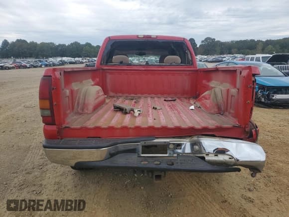 ✅ 2001 Chevrolet Silverado 1500 LS • VIN: 2GCEC19T611339254 • Лот: 89740145. Опубликован ранее на Copart с пробегом 291 463 миль. Бесплатный доступ к архиву аукционных продаж из США и подробный отчёт об истории автомобиля на DreamBid. Изображение 6.