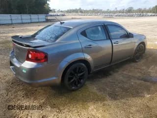 ✅ 2013 Dodge Avenger SXT • VIN: 1C3CDZCB1DN710590 • Лот: 73926074. Опубликован ранее на Copart с пробегом 166 005 миль. Бесплатный доступ к архиву аукционных продаж из США и подробный отчёт об истории автомобиля на DreamBid. Изображение 3.