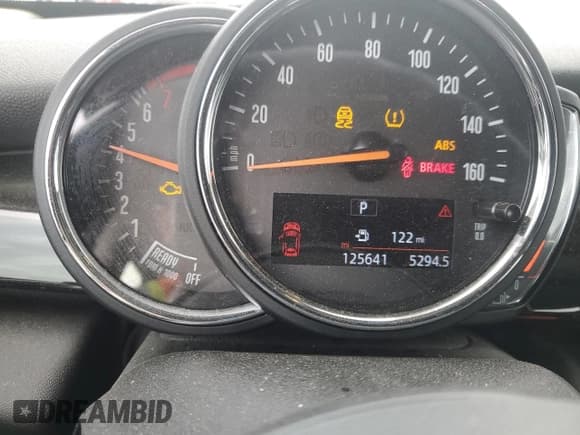 ✅ 2019 MINI Hardtop Cooper • VIN: WMWXP5C53K2H97009 • Lot: 80843565. Wystawiony na Copart z przebiegiem 125 641 mil. Bezpłatny archiwum sprzedaży aukcyjnych z USA i szczegółowy raport historii pojazdu na DreamBid. Zdjęcie 9.