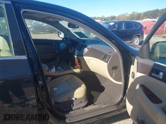 ✅ 2012 Hyundai Genesis 3.8L • VIN: KMHGC4DD5CU185147 • Лот: 43508475. Опубликован ранее на IAAI с пробегом 140 232 миль. Бесплатный доступ к архиву аукционных продаж из США и подробный отчёт об истории автомобиля на DreamBid. Изображение 5.