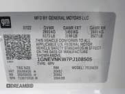 ✅ 2023 Chevrolet Traverse High Country • VIN: 1GNEVNKW7PJ108505 • Lot: 42315127. Wystawiony na IAAI z przebiegiem 79 674 mil. Bezpłatny archiwum sprzedaży aukcyjnych z USA i szczegółowy raport historii pojazdu na DreamBid. Zdjęcie 9.