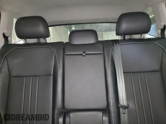 ✅ 2024 Volkswagen Tiguan SE • VIN: 3VV3B7AX0RM042806 • Лот: 93045705. Опубликован ранее на Copart с пробегом 16 621 миль. Бесплатный доступ к архиву аукционных продаж из США и подробный отчёт об истории автомобиля на DreamBid. Изображение 10.