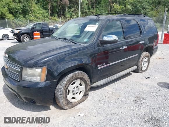 ✅ 2010 Chevrolet Tahoe LTZ • VIN: 1GNUKCE06AR143416 • Лот: 43094026. Опубликован ранее на IAAI с пробегом 188 573 миль. Бесплатный доступ к архиву аукционных продаж из США и подробный отчёт об истории автомобиля на DreamBid. Изображение 2.