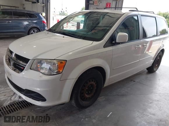 ✅ 2014 Dodge Grand Caravan SXT 30th Anniversary • VIN: 2C4RDGCG1ER210214 • Lot: 42773823. Wystawiony na IAAI z przebiegiem 89 103 mil. Bezpłatny archiwum sprzedaży aukcyjnych z USA i szczegółowy raport historii pojazdu na DreamBid. Zdjęcie 2.