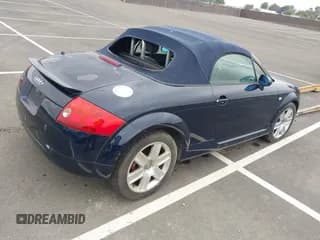 ✅ 2003 Audi TT • VIN: TRUTC28N631007233 • Lot: 43539437. Listed on IAAI with 87,870 mi. Free auction sales archive from the USA and detailed vehicle history report at DreamBid. Image 4.