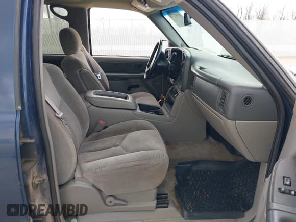 ✅ 2003 Chevrolet Suburban LT • VIN: 1GNFK16Z93J190726 • Лот: 41503771. Опубликован ранее на IAAI с пробегом 231 356 миль. Бесплатный доступ к архиву аукционных продаж из США и подробный отчёт об истории автомобиля на DreamBid. Изображение 5.