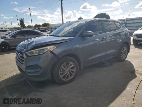 ✅ 2017 Hyundai Tucson SE • VIN: KM8J23A48HU580308 • Лот: 90265725. Опубликован ранее на Copart с пробегом 100 889 миль. Бесплатный доступ к архиву аукционных продаж из США и подробный отчёт об истории автомобиля на DreamBid. Изображение 1.
