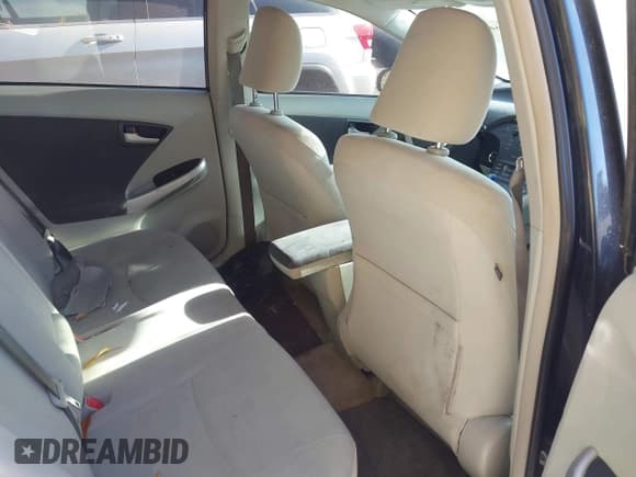 ✅ 2011 Toyota Prius III • VIN: JTDKN3DU6B5335357 • Лот: 43640149. Опубликован ранее на IAAI с пробегом 212 995 миль. Бесплатный доступ к архиву аукционных продаж из США и подробный отчёт об истории автомобиля на DreamBid. Изображение 8.