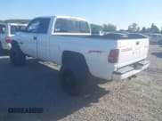 ✅ 1998 Dodge 2500 • VIN: 1B7KF2363WJ175493 • Lot: 42791635. Wystawiony na IAAI z przebiegiem 240 056 mil. Bezpłatny archiwum sprzedaży aukcyjnych z USA i szczegółowy raport historii pojazdu na DreamBid. Zdjęcie 3.