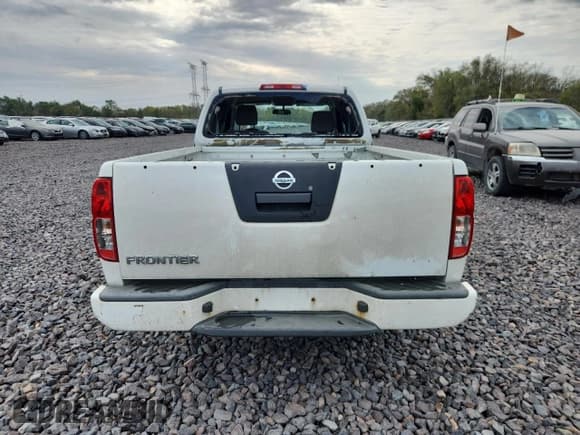 ✅ 2018 Nissan Frontier S • VIN: 1N6BD0CT9JN702614 • Лот: 84912665. Опубликован ранее на Copart с пробегом 232 862 миль. Бесплатный доступ к архиву аукционных продаж из США и подробный отчёт об истории автомобиля на DreamBid. Изображение 6.