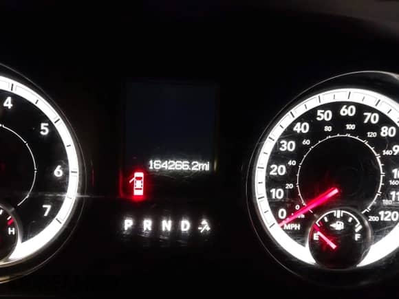 2015 Ram 1500 Express с VIN 1C6RR7FT5FS718011, выставлен на аукционе IAAI как лот 41556934 с пробегом 164 266 миль миль и . История ставок и продаж доступна на DreamBid. Изображение 7.