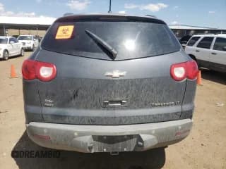 ✅ 2010 Chevrolet Traverse 1LT • VIN: 1GNLVFED8AS133857 • Lot: 58991174. Wystawiony na Copart z przebiegiem 116 577 mil. Bezpłatny archiwum sprzedaży aukcyjnych z USA i szczegółowy raport historii pojazdu na DreamBid. Zdjęcie 6.