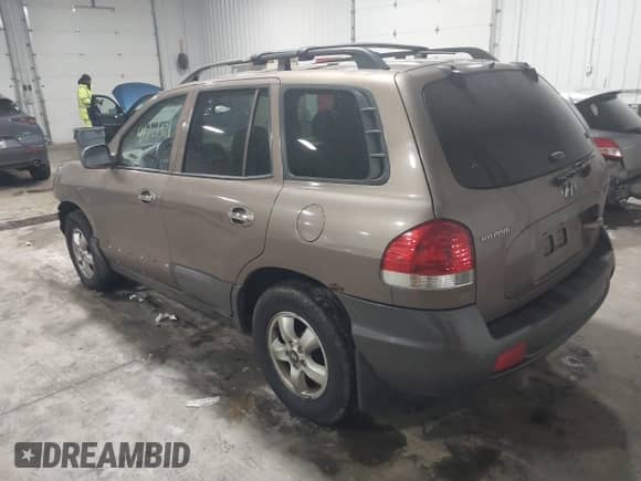 2005 Hyundai Santa Fe GLS с VIN KM8SC73E35U007942, выставлен на аукционе IAAI как лот 41201901 с пробегом 184 437 миль миль и . История ставок и продаж доступна на DreamBid. Изображение 3.