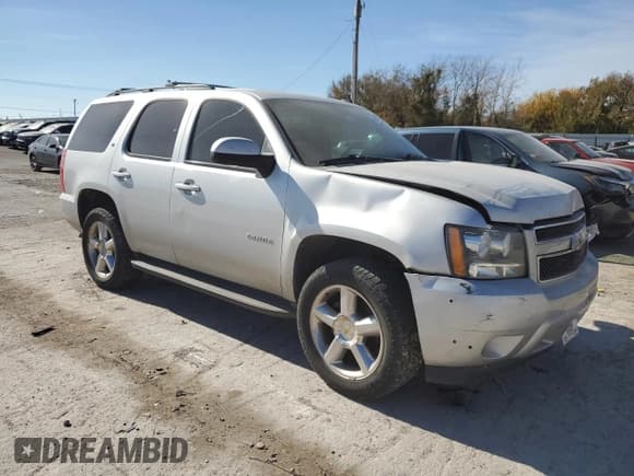 ✅ 2010 Chevrolet Tahoe LT • VIN: 1GNUCBE08AR150231 • Lot: 91460055. Listed on Copart with 261,821 mi. Free auction sales archive from the USA and detailed vehicle history report at DreamBid. Image 4.