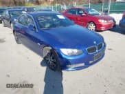 ✅ 2007 BMW 3 Series 335i • VIN: WBAWL73547PX51053 • Лот: 43813706. Опубликован ранее на IAAI с пробегом 81 559 миль. Бесплатный доступ к архиву аукционных продаж из США и подробный отчёт об истории автомобиля на DreamBid. Изображение 1.