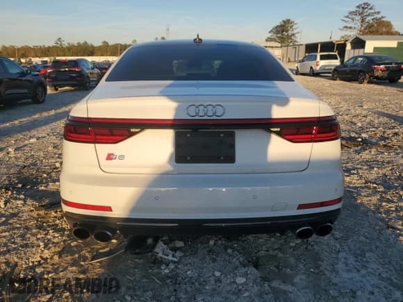 ✅ 2020 Audi S8 • VIN: WAU8SAF82LN004331 • Lot: 80528434. Wystawiony na Copart z przebiegiem 41 383 mil. Bezpłatny archiwum sprzedaży aukcyjnych z USA i szczegółowy raport historii pojazdu na DreamBid. Zdjęcie 6.