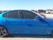 ✅ 2018 Alfa Romeo Giulia • VIN: ZARFAEBN0J7566218 • Лот: 43607102. Опубликован ранее на IAAI с пробегом 27 779 миль. Бесплатный доступ к архиву аукционных продаж из США и подробный отчёт об истории автомобиля на DreamBid. Изображение 14.